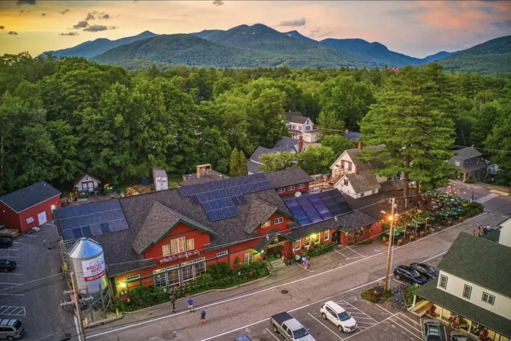 the woodstock inn brewery, a place near lincoln nh which is know for using the freshest ingredients when making breakfast