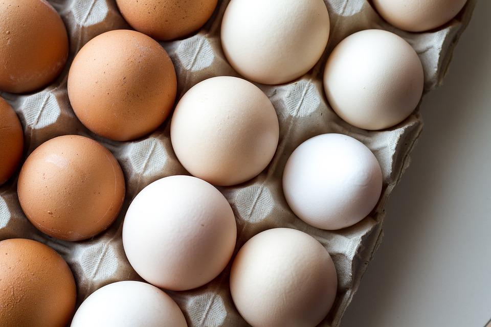 cheese sauce without flour-a bunch of eggs