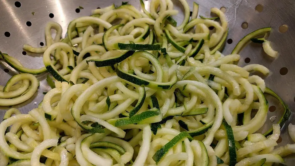 spaghetti with zucchini pasta side dishes