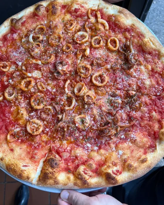 Mortadella Head's Calamari Fra Diavolo Pizza