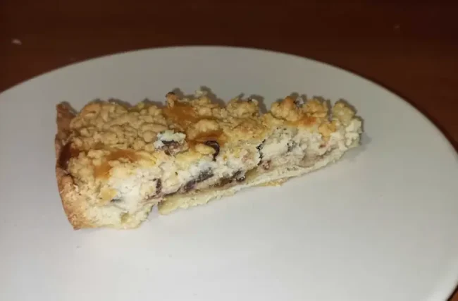 italian christmas desserts-a slice of ricotta pie, a traditional italian dessert