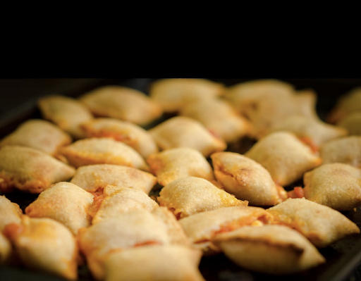 garlic parmesan pizza bite