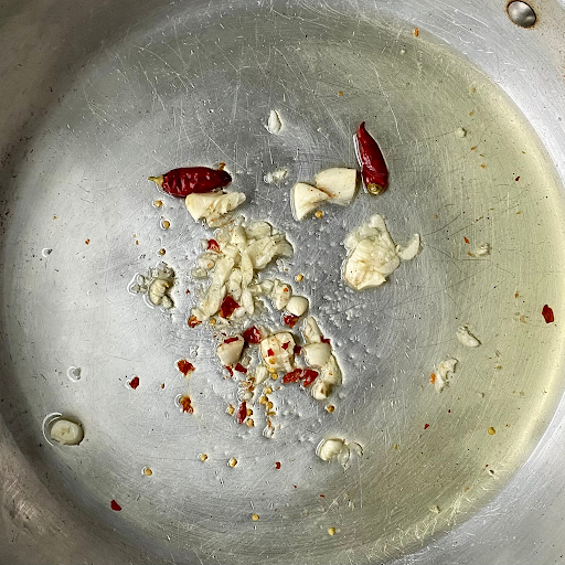 garlic and chili pepper