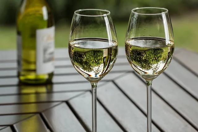 dry white wines for carbonara