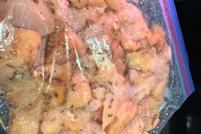 How to marinate chicken in ziplock bag