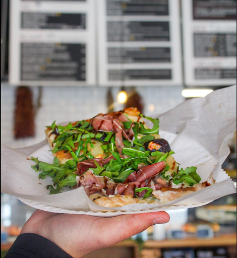 arugula prosciutto pizza-platesofportlandmaine