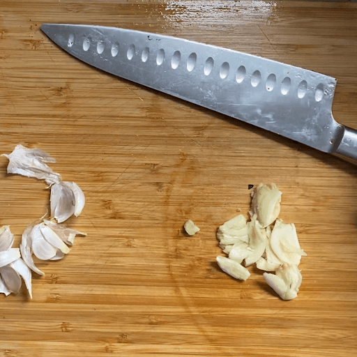 italian roasted peppers recipe-garlic