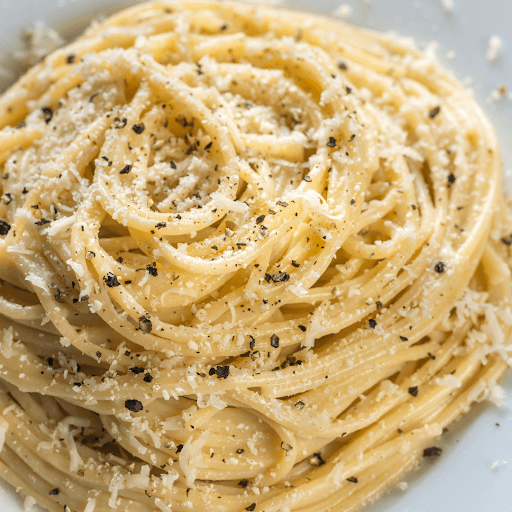 Italian pasta dishes-Cacio e Pepe