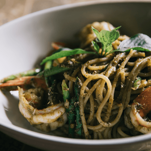 what wine goes with shrimp pasta-Shrimp Pesto Pasta